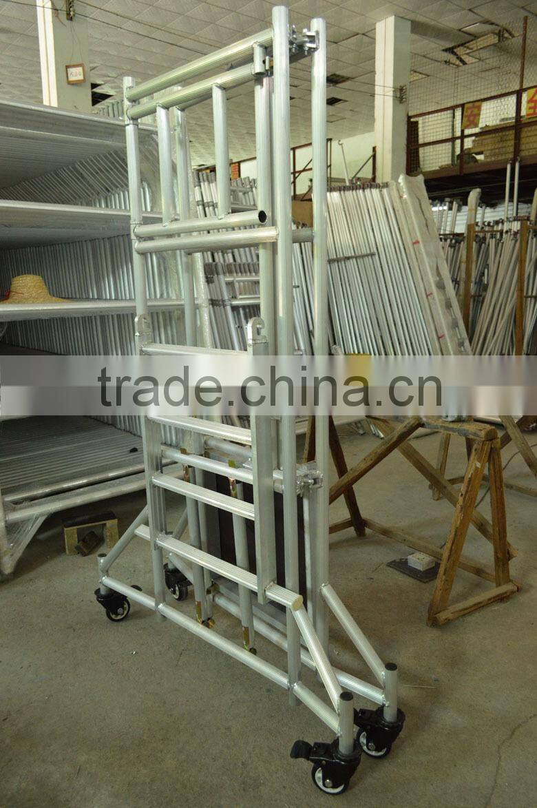 Folding aluminum scaffolding