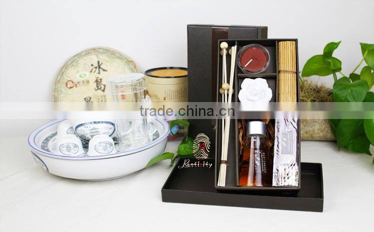 Home decoration glass bottle with essential oil reed diffuser with incense stick