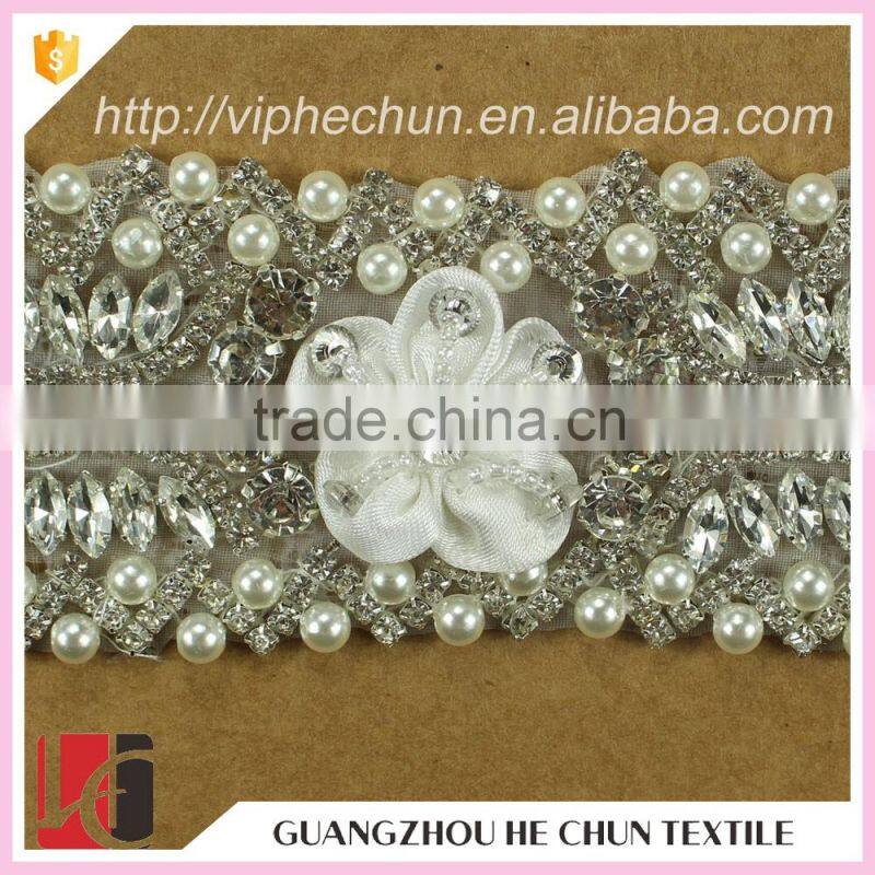 HC-0604-1 Hechun White Flower Embroidered Rhinestone Wedding Sash for Dress