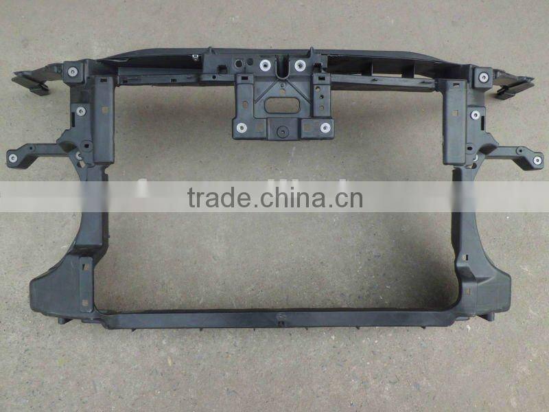 Passat B7 radiator support 3AA 805 588A