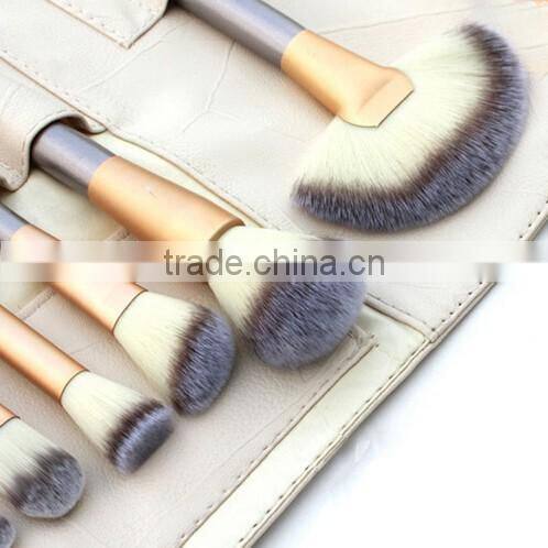 Professional 18pcs Foundation Powder Eyeliner Brushes