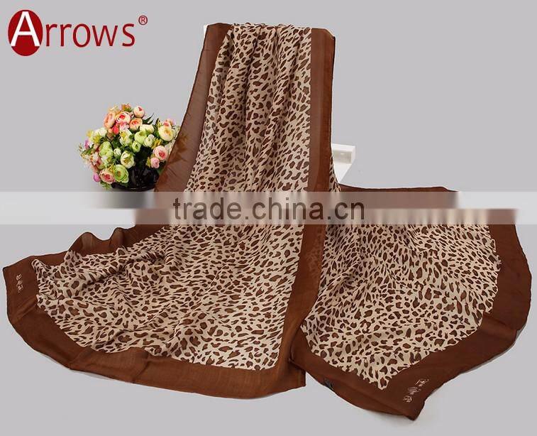 Degital Printed Oversize Leopard Ladies Women's Silk Neck Shawl and Scarf