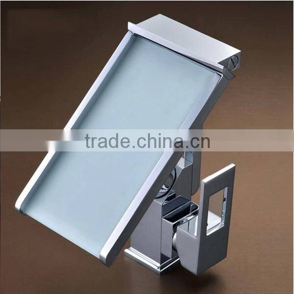 2015 latest sunshine color light basin faucet, bathtub whirlpool waterfall faucet, basin single handle led faucet light
