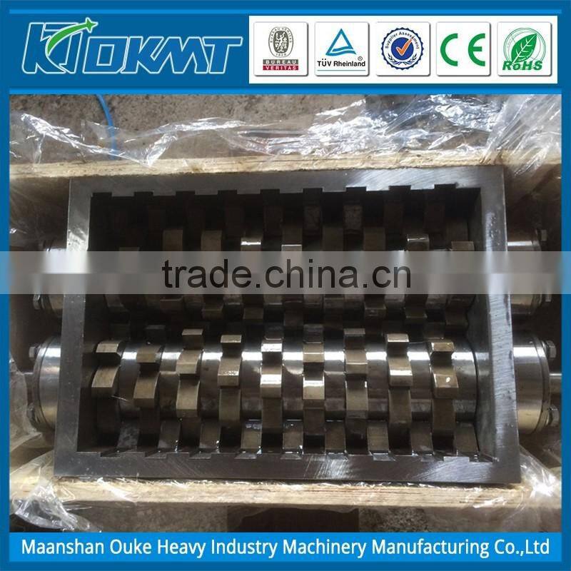 Plastic crushing machine / Double shaft shredder