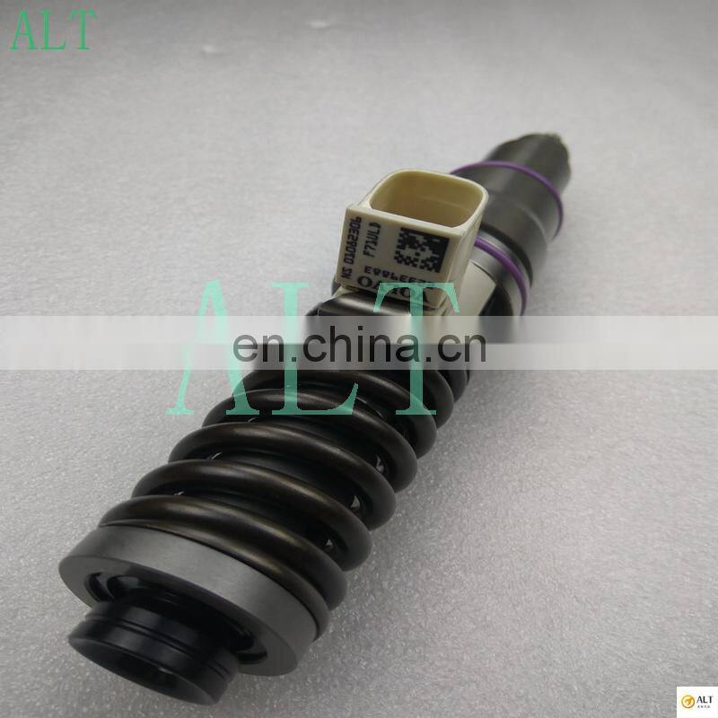 Fuel injector 22339883 for VOLVO