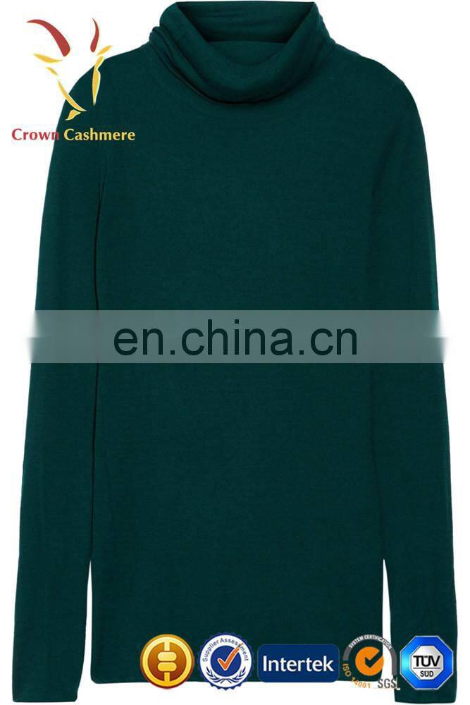 Lady Cashmere Turtleneck Sweater model sweater for girls