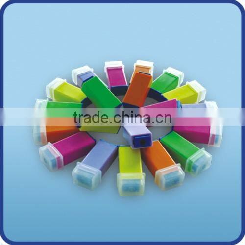 Newborn heel safety lancet