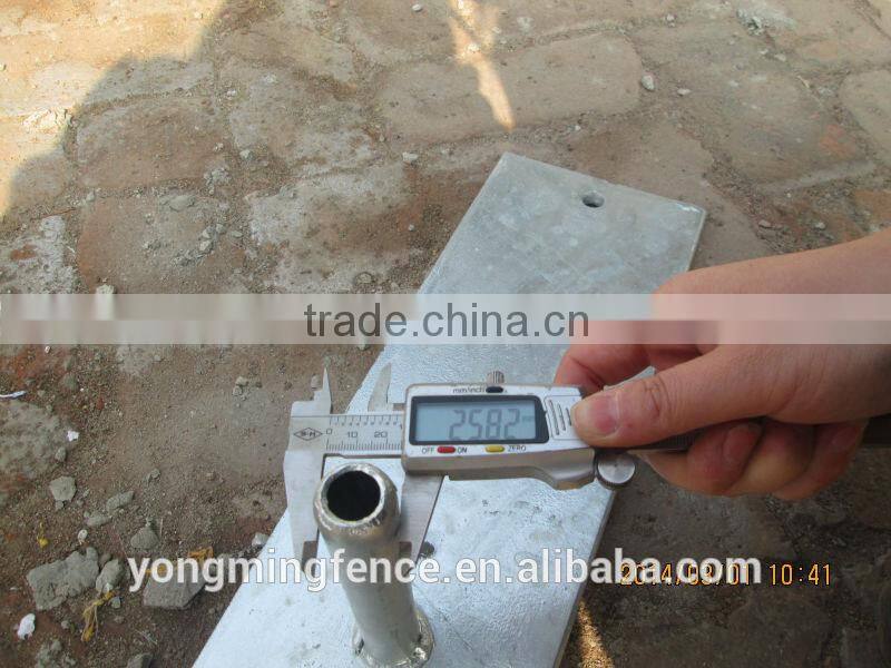 Metal crowd control barrier holder