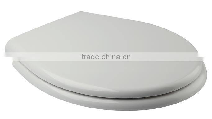 Beautiful round urea toilet seat
