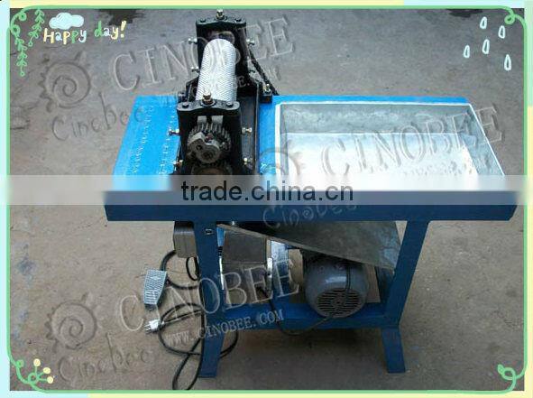 high qualtiy entrance plastic bee feeder