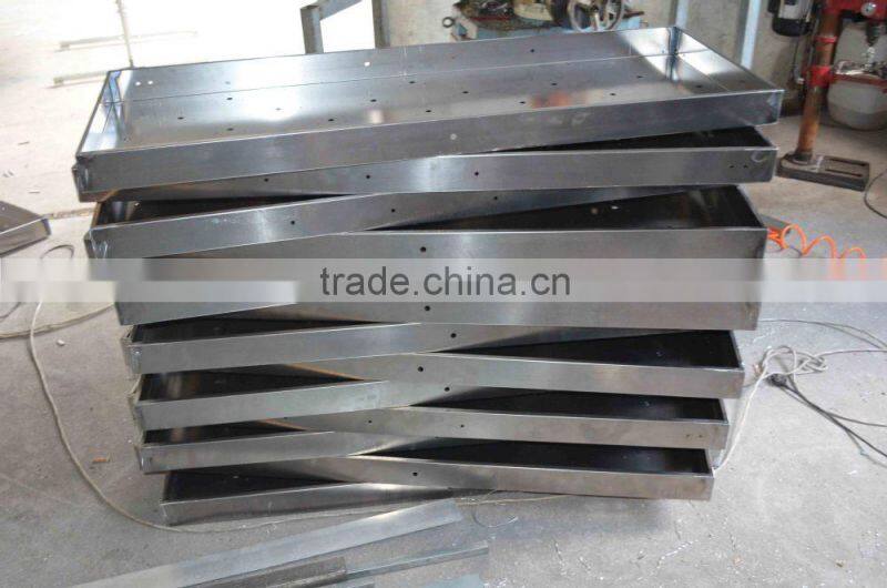 Solar power Traffic LED arrow board with bracket