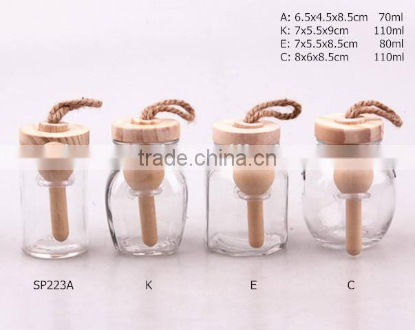 2015 popular small glass spice jar with wood lid and wood spoon
