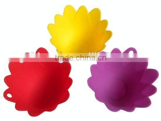 Easy clean single cup 100% food grade silicone egg cooker