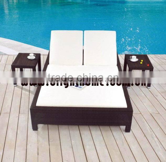 Large Bunk Rattan Garden Bed