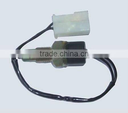 Reversing light switch