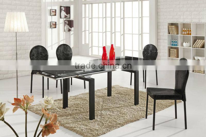 8 Seater tempered glass retractable dining table