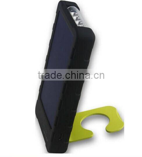 Solar Charger Caricabatteria Portatile USB,5000mah PowerBank