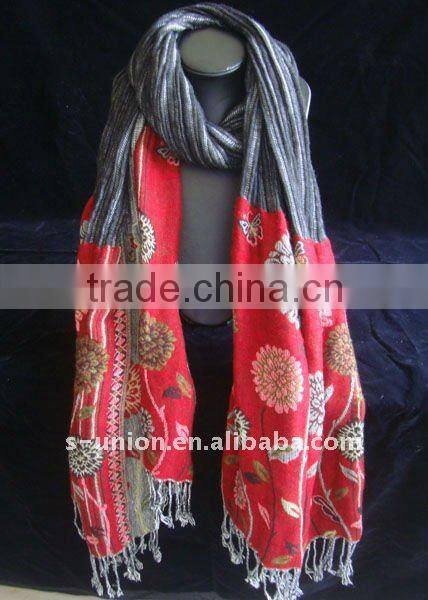 Fashion pretty ladies shawl 2011
