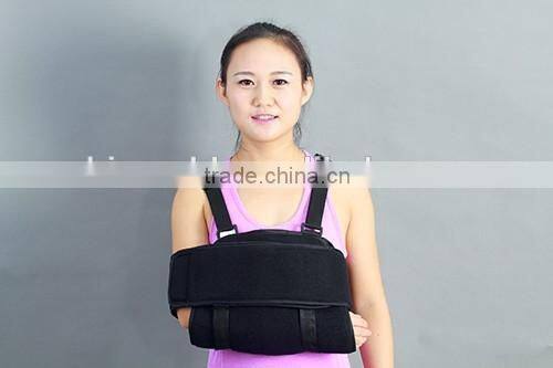 Forearm sling support / Soft and reusable arm sling for adult