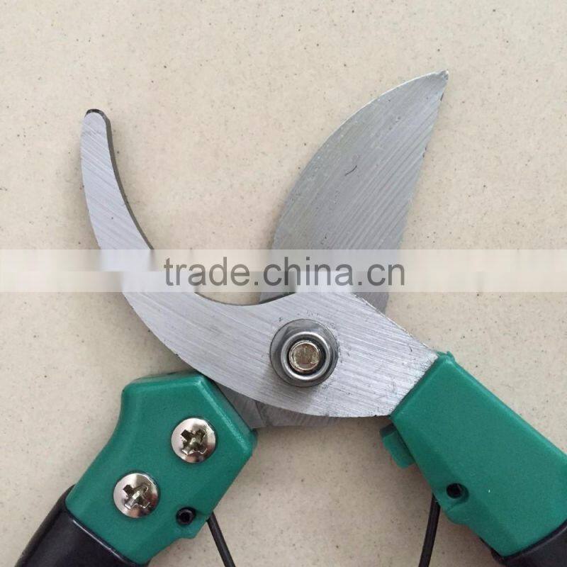 Lightweight pruner for gardening with plastic coated handle for a comfortable grip