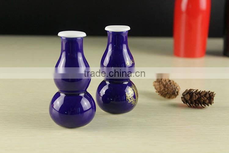 Traditional Chinese style calabash shape ceramic spice bottle