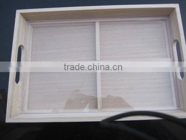 The glass bottom wooden tray