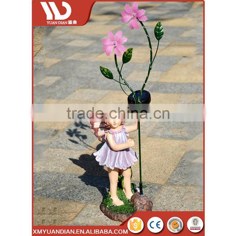 Art Work Resin Craft Modern Outdoor Lighting Led Solar Light Garden