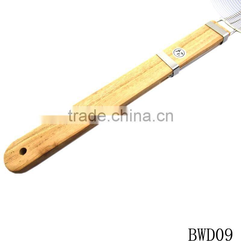 Stainless steel wire mesh strainer with the wood handle shank