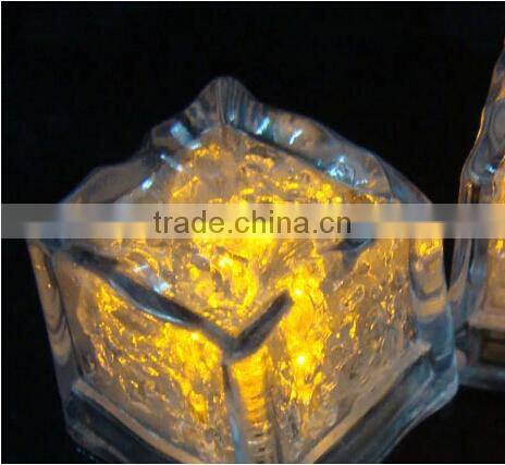 Bar Glow Ice Cube