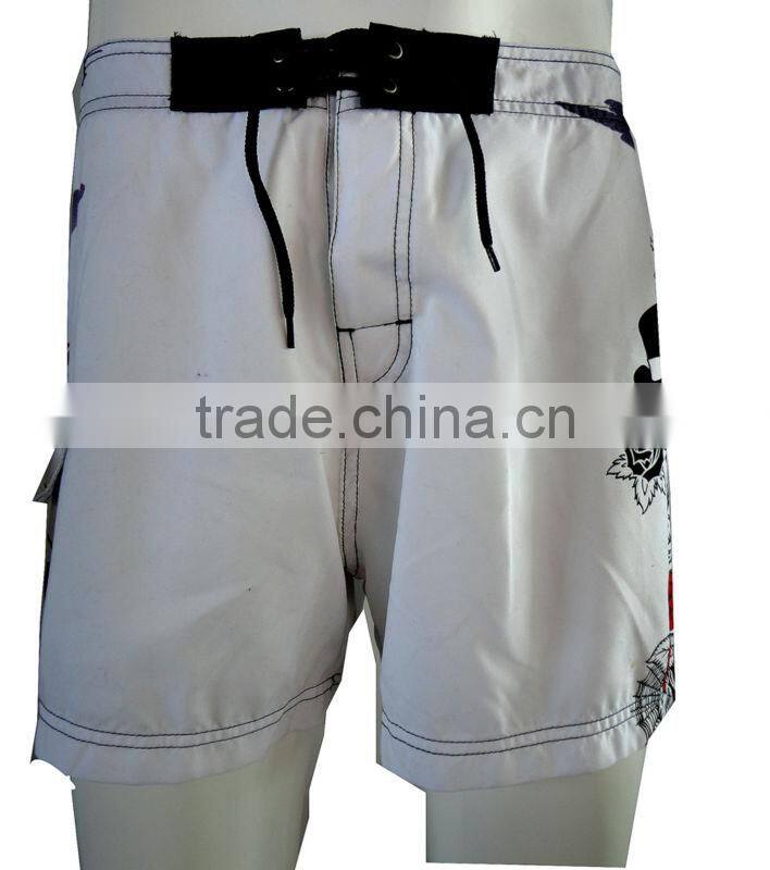 Good quality beach short for men with printing