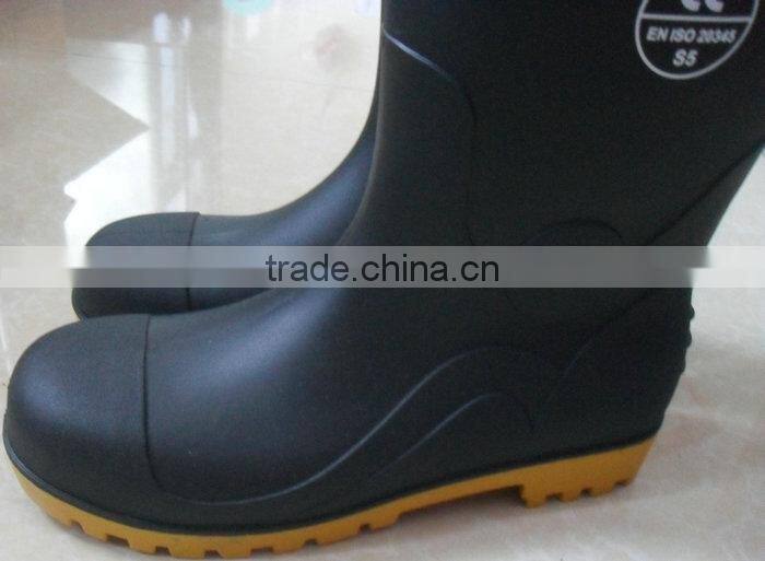 Comfortable Black PVC Heat Protection Chemical Groundwork Safety Boots