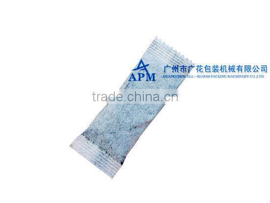 Powder automatic filling and sealing machine