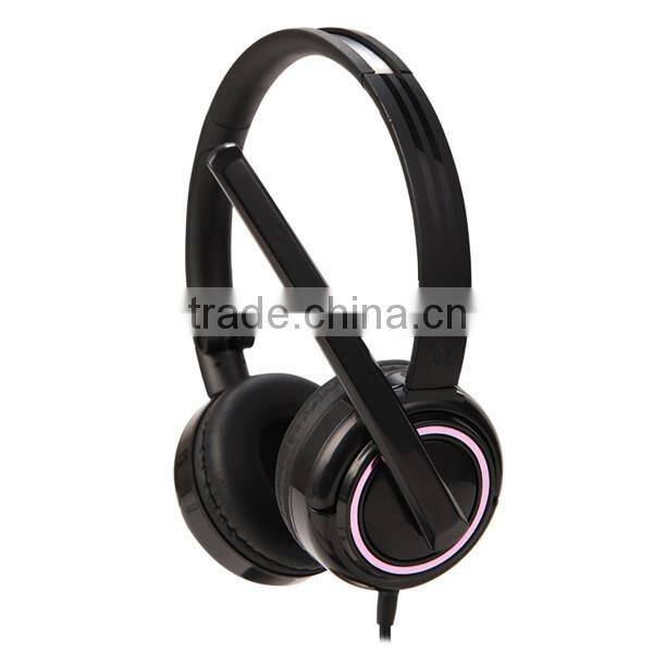 Chinese Customized on-Ear Headset with Remote and Mic
