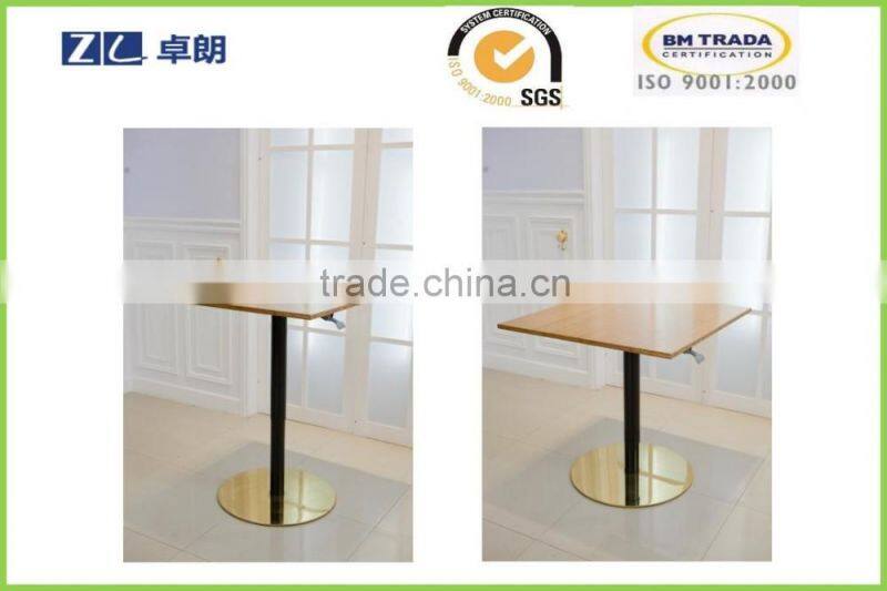 Coffee table with height adjustable by hydraulic