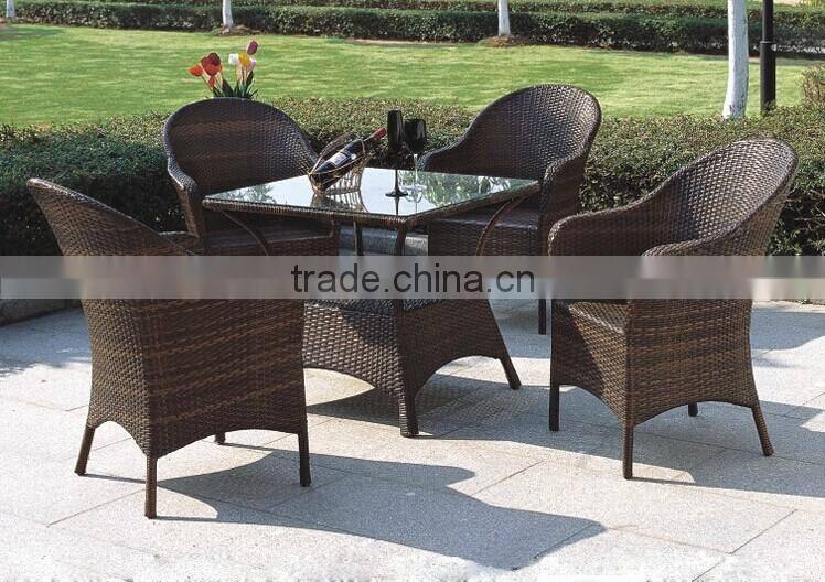 Square or Round wicker dining chair/rattan table