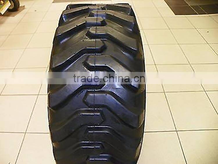 Industrial tractor tyre R4 16.9-24