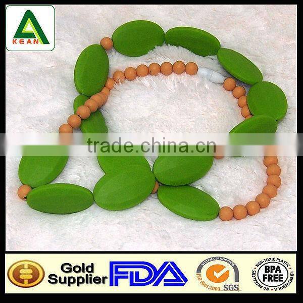 giraffe teether baby chewing teething necklace silicone jewelry