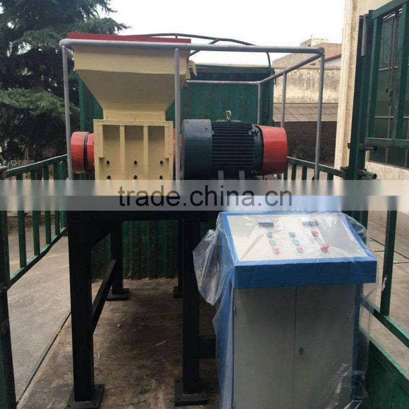 DeRui High Efficiency Plastic Shredder Machine Widely Used For Living Waste, Industrial Waste, E- Waste