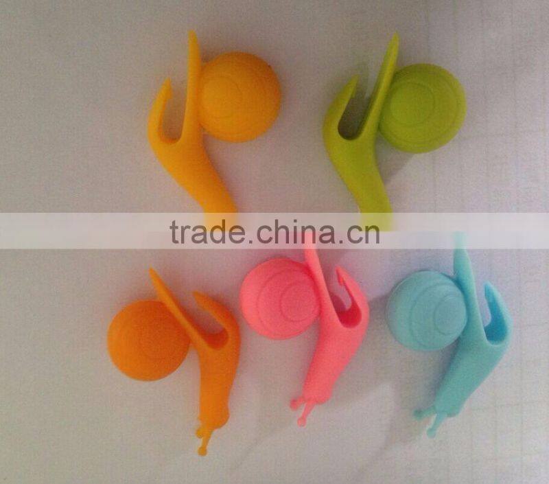 2016 New Funny Snail Shape Silicone Clip Cup Tea Bag Holder