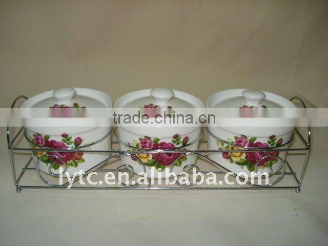 empty ceramic spice jar with stainless steel stand