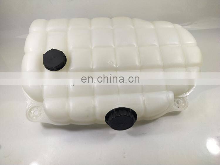 Cooling System Plastic Water Tank Oem 22430366 for VL FH FM FMX NH Truck Radiator Expansion Tank