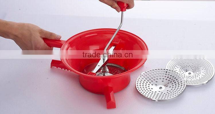 New kitchen helper good design vegetable grater