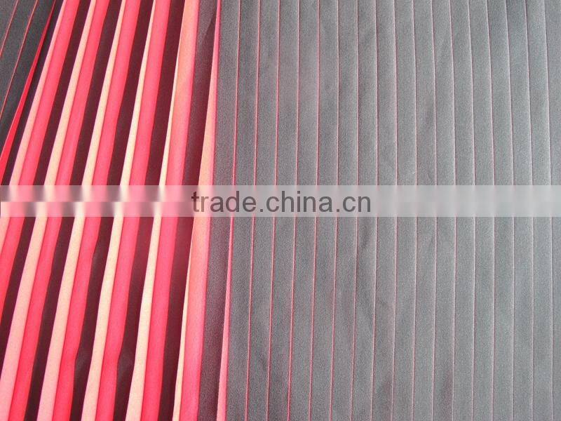 MOQ 2 meters perpetual pleated chiffon fabric for fashion dress
