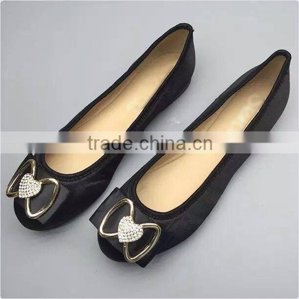 2016 stylish flats shoes china women pump shoes with heart rhinestone and bow