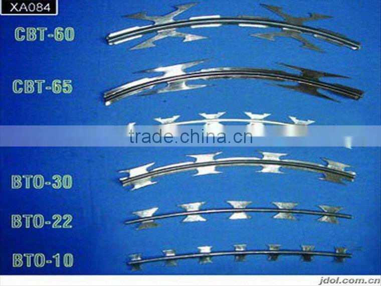 Razor wire and Barbed wire, Galvanized barbed wire