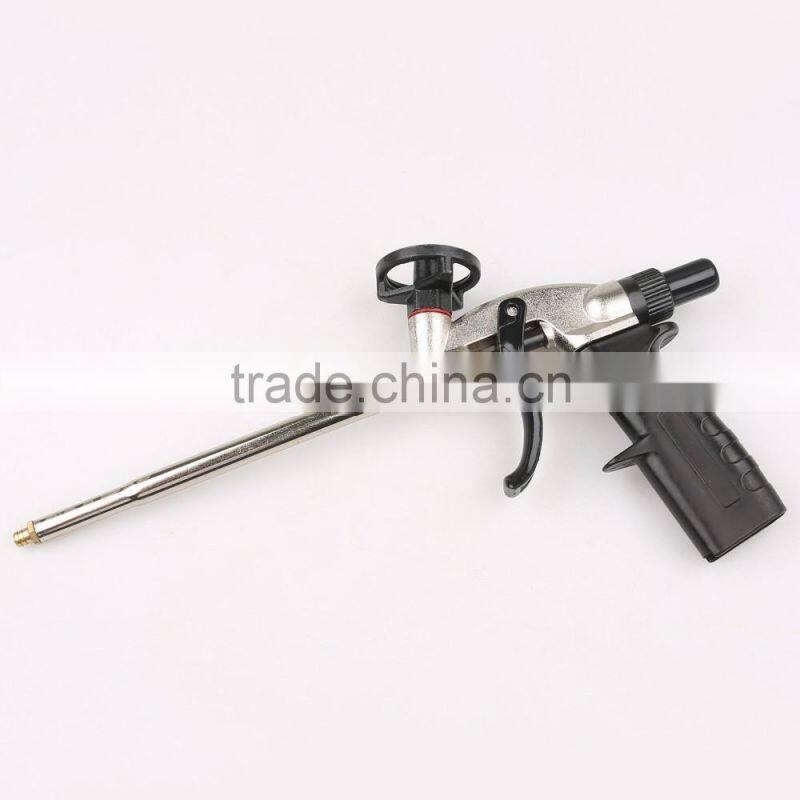 Pneumatic dispensing PU foam gun