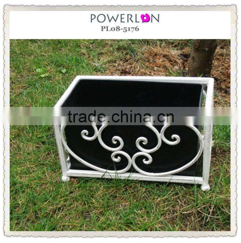 Spring outdoor decorative small metal flower pot