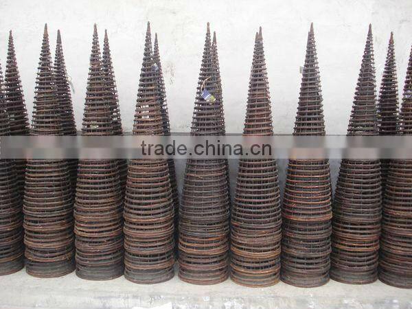 Wicker garden decoration --- flower stand & planter