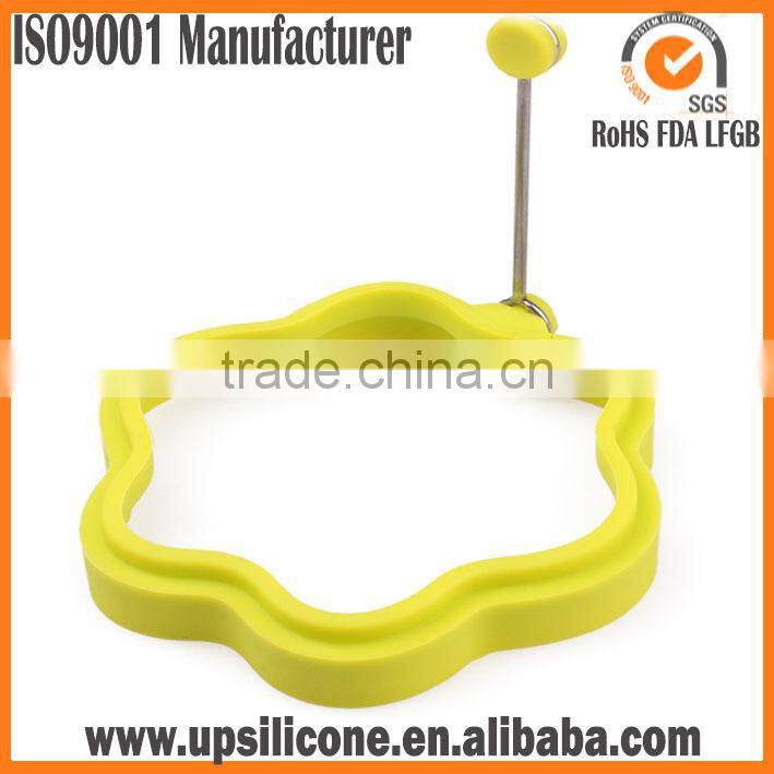 Hot Sale Breakfast Silicone Fried Egg Mold Pancake Egg Ring Heart Flower Shape Funny Kitchen Tool