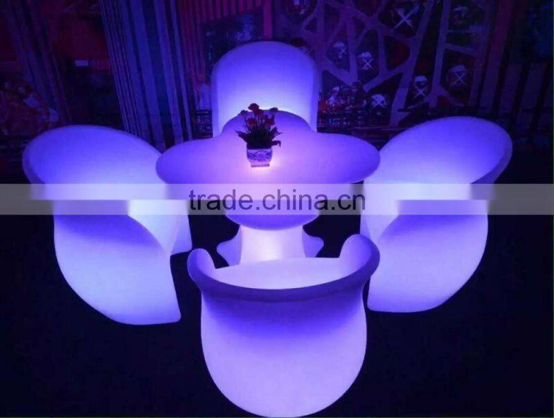 2016 newly solar-powered system Energy Saving rechargeable led cube